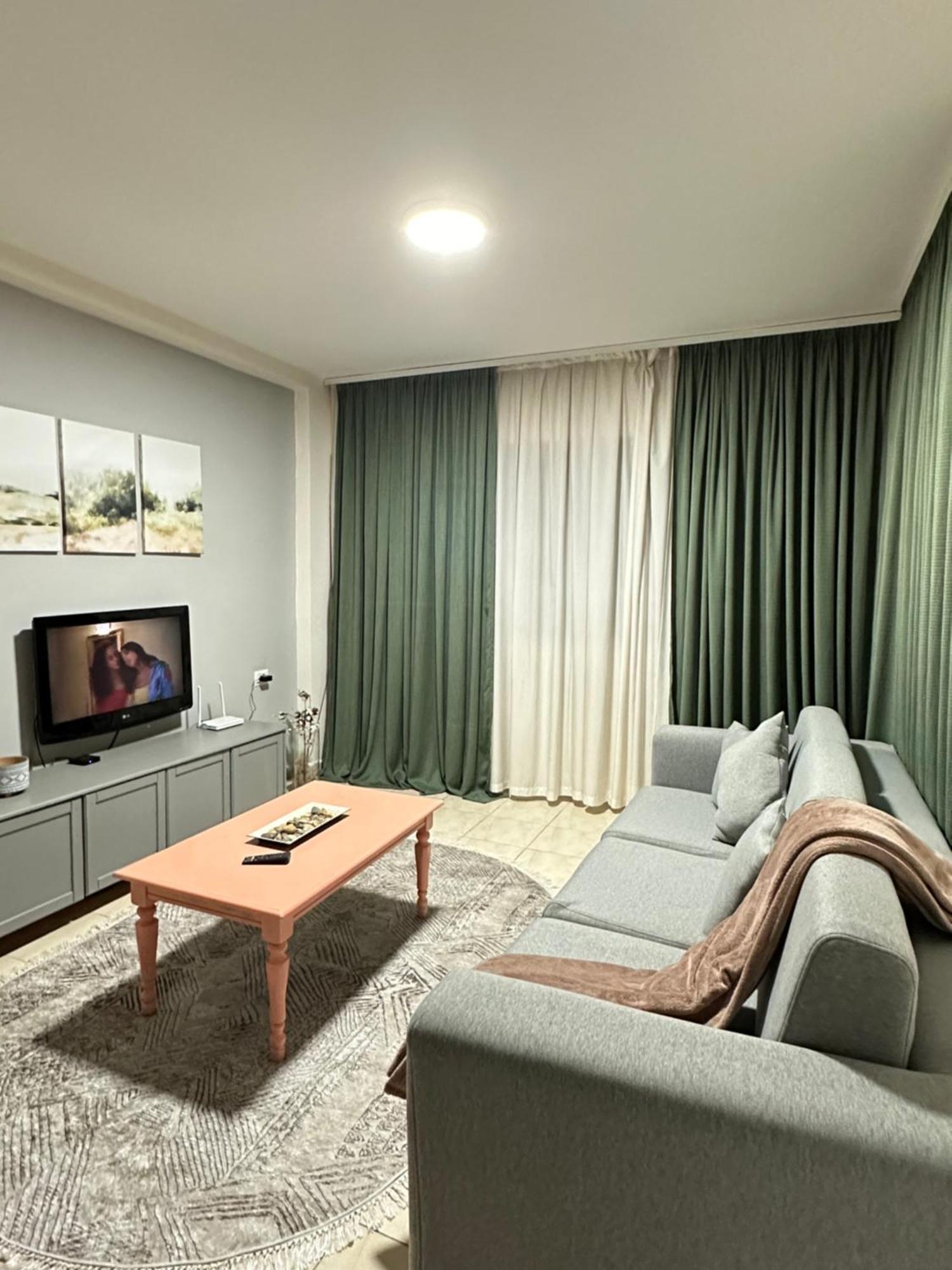 Pazari I Ri: Cozy Appartement