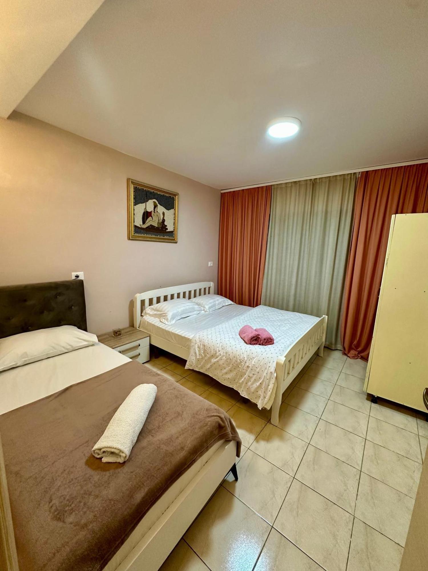 Pazari I Ri: Cozy Appartement